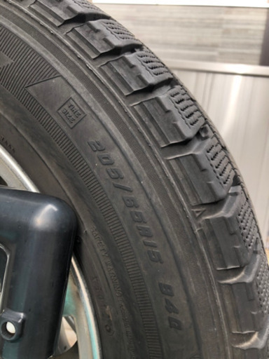 ホンダ　ステップワゴン　スパーダ　スタッドレス　四本