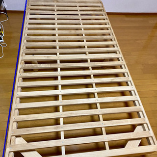 無印シングルベッドフレーム  無料で譲ります