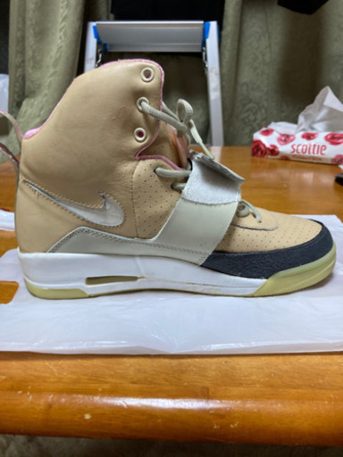 靴/バッグ NIKE Air YEEZY 1