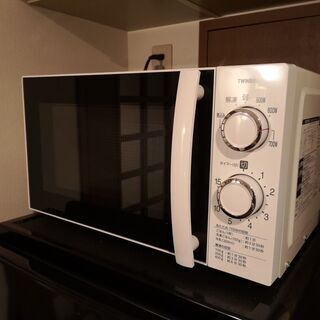 超美品　保証期間内　ツインバード　電子レンジ　DR-D429W5...