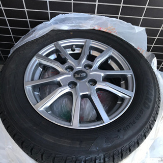 【取引き確定】スタッドレスタイヤ4本セット&ホイール付き😊の画像