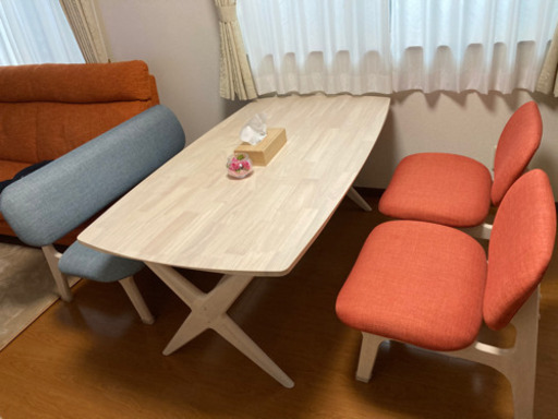 （お取引予定者様決まりました）ダイニングテーブルセットを売ります。