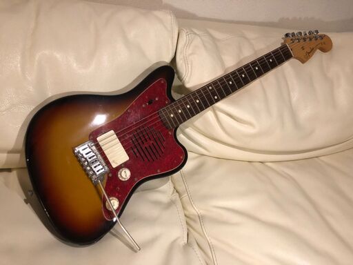 Fender Jazzmaster (アンプ内臓ギター) JM10 Champ (生産完了品)