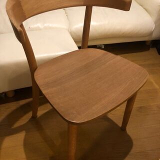 無印良品（定価合計約37万円）高級ダイニングテーブル＋高級チェアの画像