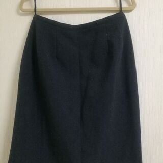 【お譲り先決定】レディーススーツ　9号の画像