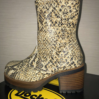 パイソン柄♡ショートブーツ 23cmの画像