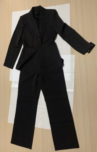 女子用スーツ　新品✨