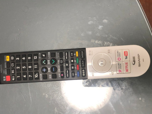【格安】SHARP 40v  4K Android TV2019年式。（早めの取り引き可能な方優先）