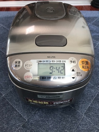 Zojirushi 炊飯器 3合 NS-LF05