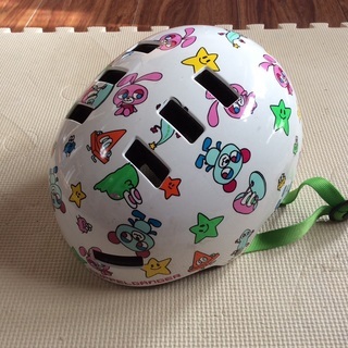 子供ヘルメットの画像