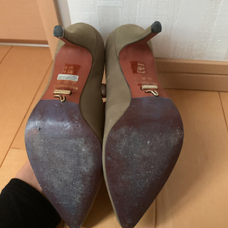 カラーノ　パンプス