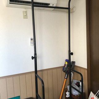 懸垂マシン　ぶら下がり　健康器具