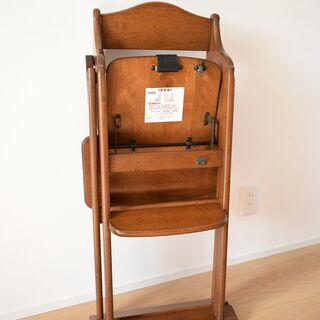 美品木製ハイチェアの画像