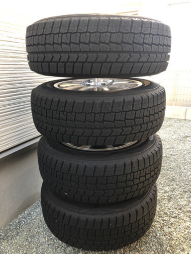 スタッドレスタイヤ　4本セット　アルミホイール付