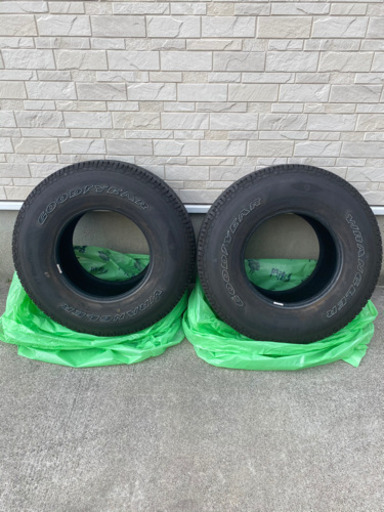 美品　グッドイヤー　ホワイトレター　インチ　31×10.5R15 ４WD ２本　アメ車　GooDYeaR AT WRANGLER