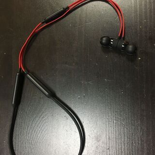 【値引き中】ワイヤレスイヤホン　BeatsX　Apple  - レッド