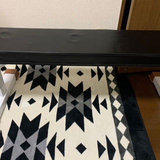 フラットベンチ　筋トレ