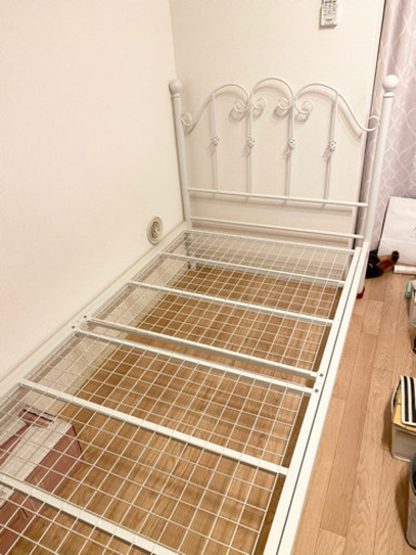 シングルベッド　姫系　アイアンベッド