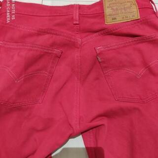 Levi's501XX  ボタンフライ。赤色の画像