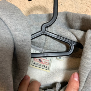 パーカー　AVIREXの画像