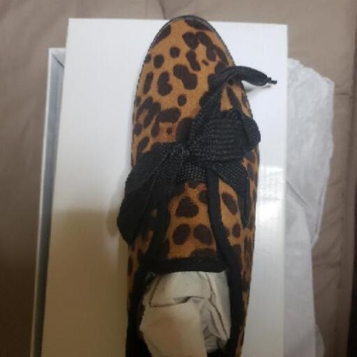 新品 MUU 豹柄スニーカー