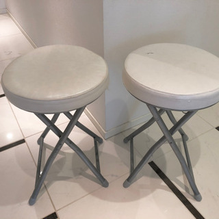 ニトリ折りたたみスツール2脚　無料