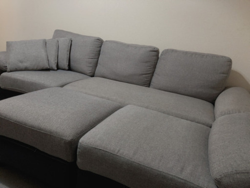 おしゃれなグレー×ブラックソファ　オットマン付き