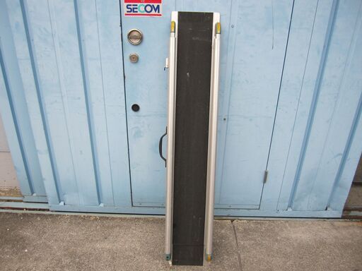 ワンタッチスロープ　1本のみ　最大W2000ｍｍ　耐荷重150ｋｇ