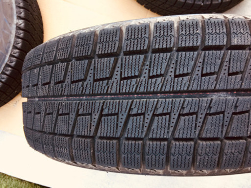 BRIDGESTONE製 BLIZZAK REVO2 スタッドレス+ホイールセット