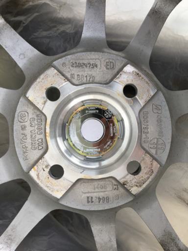 BRIDGESTONE製 BLIZZAK REVO2 スタッドレス+ホイールセット