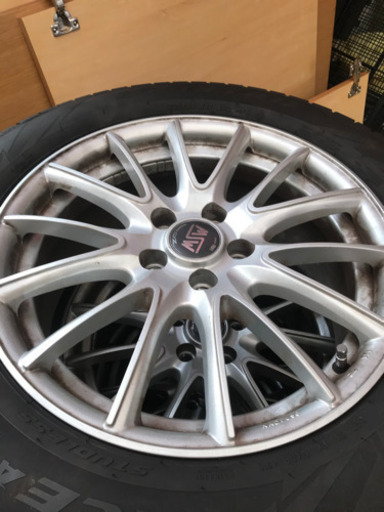 【最終値下げ】スタットレスタイヤ　4本セット　235／55 R17
