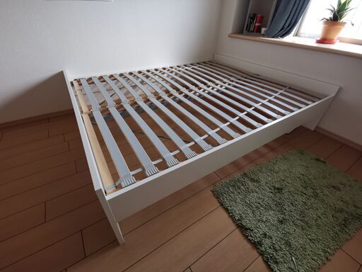 クイーンサイズのベッド+マットレス 160 x 200 cm (Queen size bed + Mattress) 