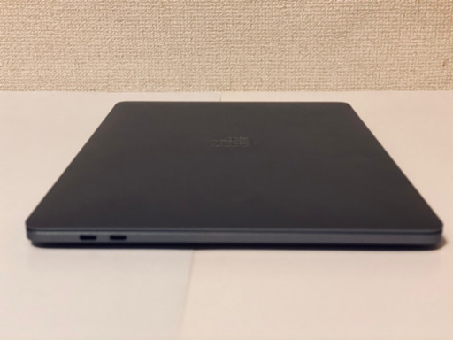 MacBook Pro 2019 256GB MUHP2J/A 放電回数27回