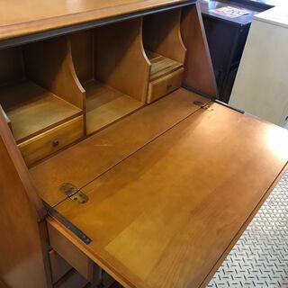 【愛品館八千代店】ダニエル　ライティングビューローの画像