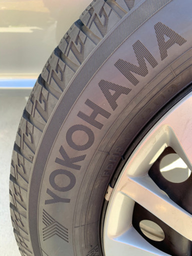 YOKOHAMA スタッドレス一本4,000円にしました。