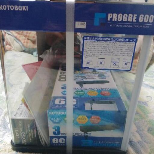 60センチ水槽曲げガラスLEDライト上部式フィルターセット新品未使用未開封ですｄ(≧∀≦)ｂ5000円