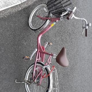 ほぼ新品の自転車お譲りします。