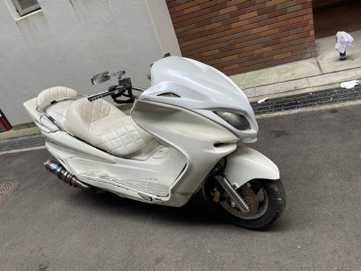 【YAMAHA マジェスティー】SG03J フルホワイトカスタム　LED付き　スピーカー2発