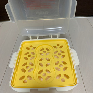 ベビー用品　哺乳瓶、おかゆシェフ、離乳食小分けトレー等の画像