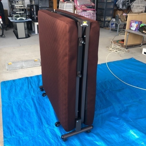 【中古】リクライニング付き折りたたみシングルベッド