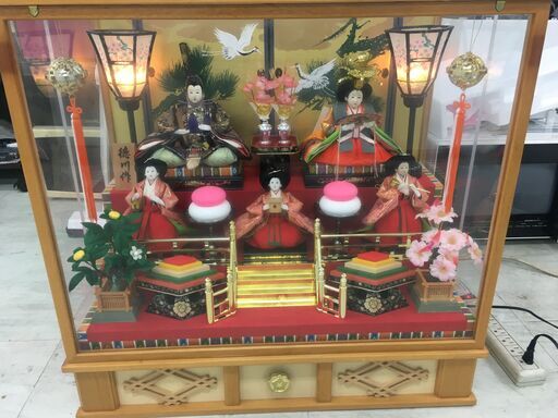 昭和レトロ 徳川作 おひなさま 親王飾り ひな人形 三段五人飾り ガラスケース入り ライト 鶴松屏風 オルゴール付き！！