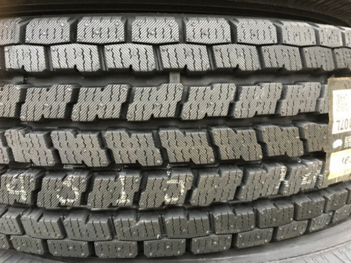 取引終了 新品 195/75R15 バン 小型トラック専用 スタッドレス 新品