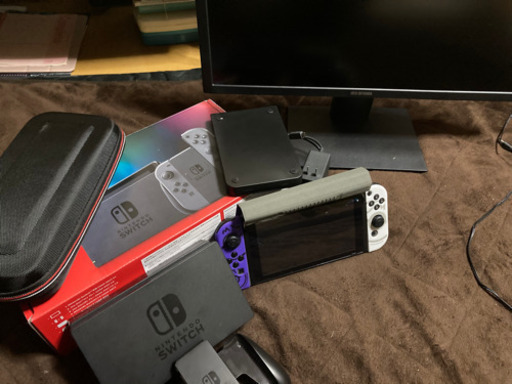 Nintendo Switch（グレー）美品ソフト有り