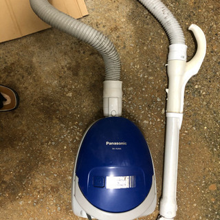 パナソニック製掃除機　2012年製MC-HＬ90A