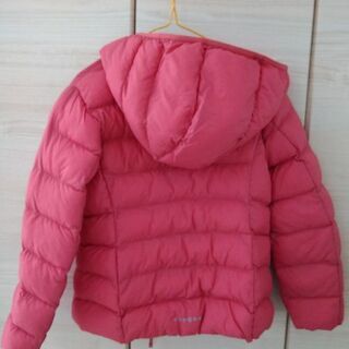 ユニクロ ライトウォームパデットパーカ(KIDS)の画像