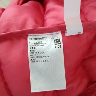 ユニクロ ライトウォームパデットパーカ(KIDS)の画像