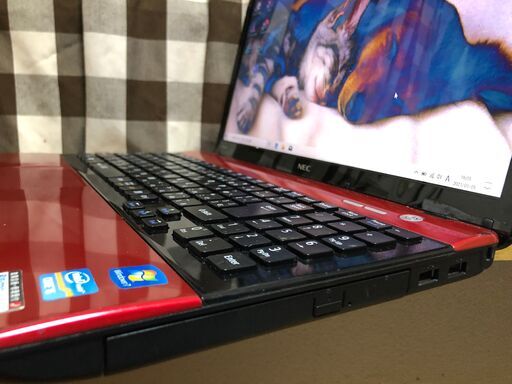 ☆彡?爆速ＳＳＤ２４０ＧＢ／ＮＥＣリノベＰＣ?高速ｉ５第二/女性にも人気のラズベリーレッド☆Ｗｉｎ１０/Office2019付/15.