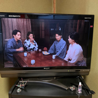 ー商談中ー　シャープ32型AQUOS と　19型を2台　計3台