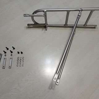 ミニベロ　20インチ　リアキャリヤ (M451シリーズ用）　ほぼ新品
