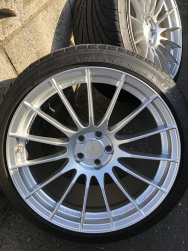 タイヤホイールセット　255/35R18 9.5j